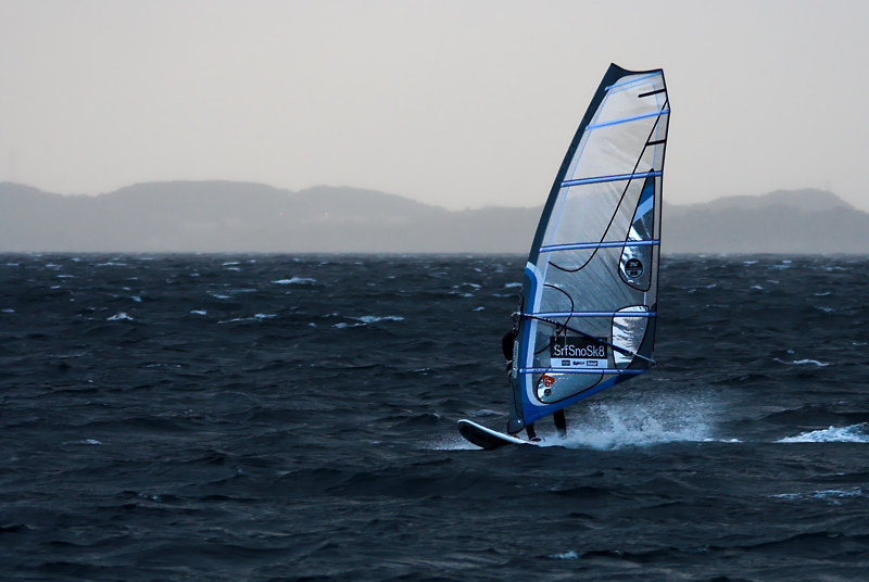 Windsurfing.jpg